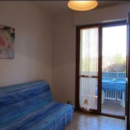 Relax And Enjoy In A Pool Paradise Apartmán