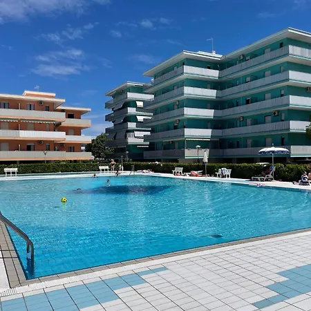 شقة Relax And Enjoy In A Pool Paradise *